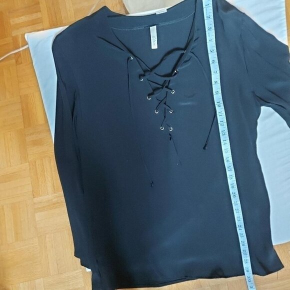 Elan Black Boho Blouse Tunic Minimalist Chic & Effortless Elegance Relaxed Fit - Picture 5 of 7